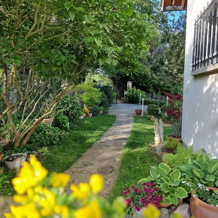 Bed and Breakfast La Citadelle Sainte-Genevieve-les-Gasny Esterno foto