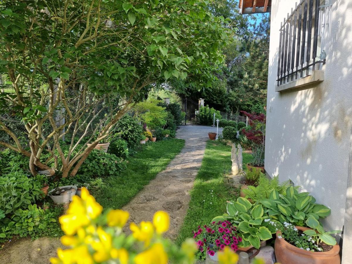 Bed and Breakfast La Citadelle Sainte-Genevieve-les-Gasny Esterno foto